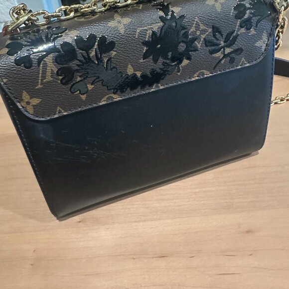 Louis Vuitton Twist MM Shoulder Bag Leather Monogram Blossom - Picture 11 of 13